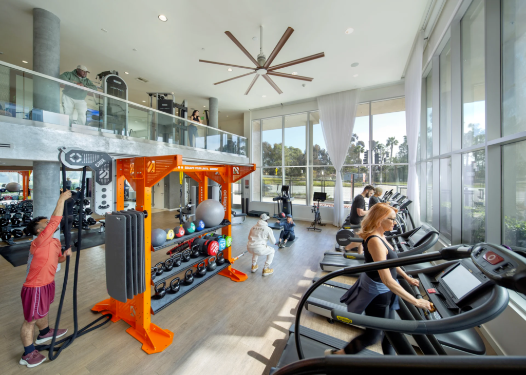 281b2340 2a04 45c5 a108 e40fa2500ea6